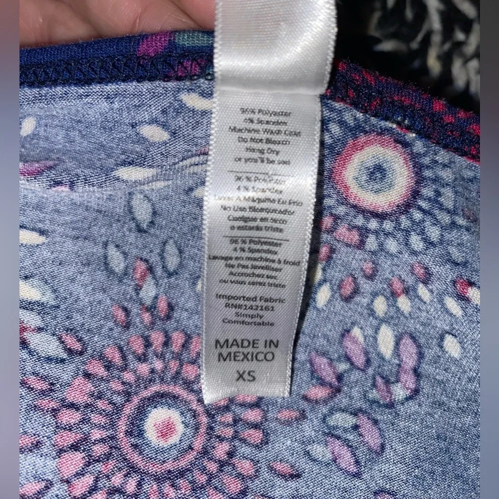 Lularoe Perfect tee - Picture 5 of 5